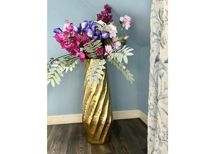 One-bedroom Grafschaft